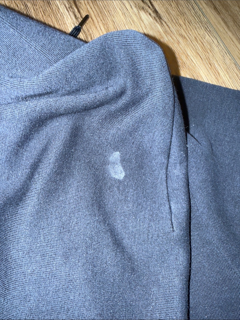 Ralph Lauren Navy Pullover with Yellow Logo Tag - Picture 4 of 6